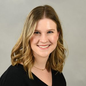 Hayley Huffstutler headshot